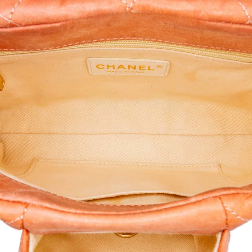Chanel Quilted Calfskin Chic Quilt Flap Orange Leather Good condition - Model View