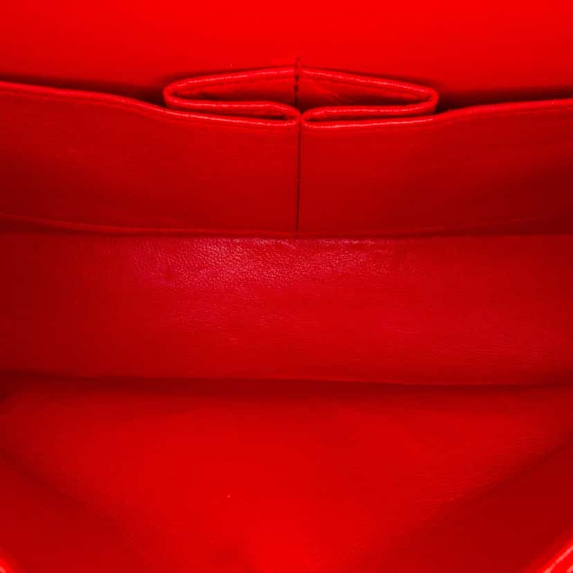 Chanel Medium Classic Perforated Lambskin Double Flap Red Leather Good condition - Model View