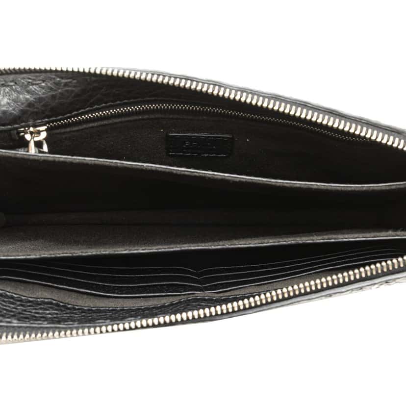 Fendi Leather Selleria Monster Clutch Black Leather Good condition - Model View