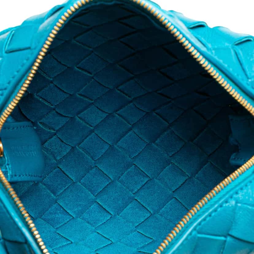 Bottega Veneta Mini Lambskin Intrecciato Loop Camera Bag Blue Leather Good condition - Model View