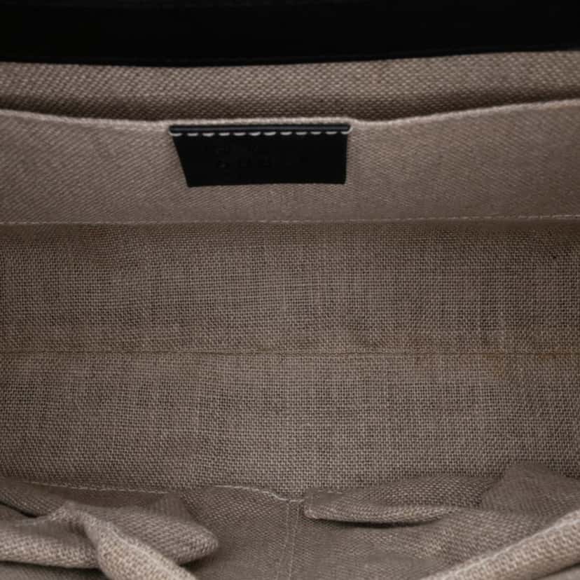 Gucci Medium Microguccissima Emily Shoulder Bag Black Leather Good condition - Model View