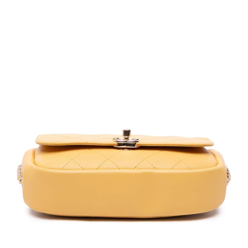 Chanel Quilted Goatskin Casual Trip Flap Yellow Leather Good condition - Inside View