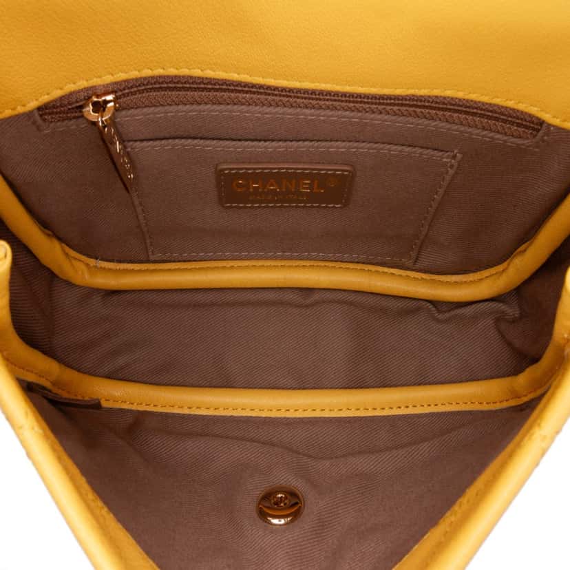 Chanel Quilted Goatskin Casual Trip Flap Yellow Leather Good condition - Model View