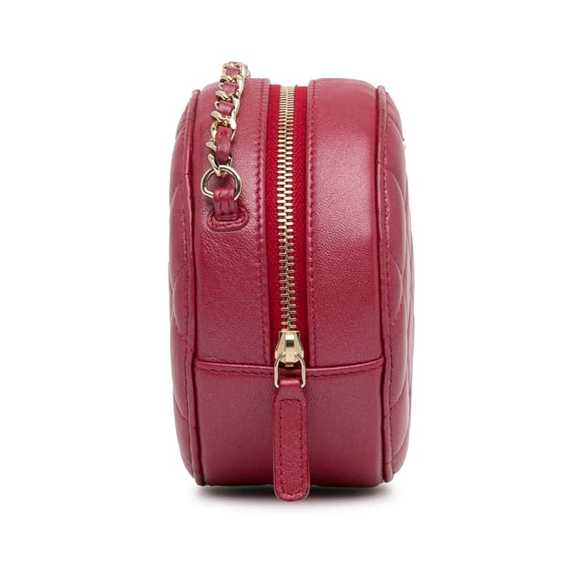 Chanel Quilted Lambskin Round Pearl Clutch with Chain Red Leather Good condition - Inside View