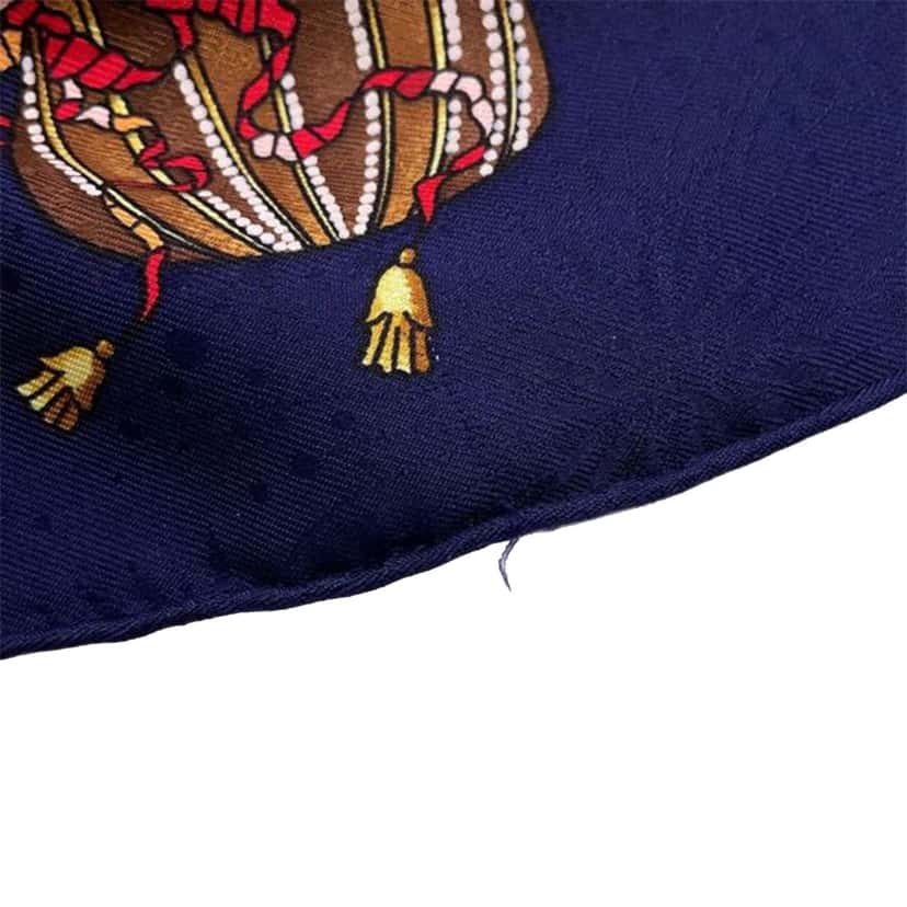 Hermès Les Fetes Du Roi Soleil Silk Scarf White Silk Good condition - Box View