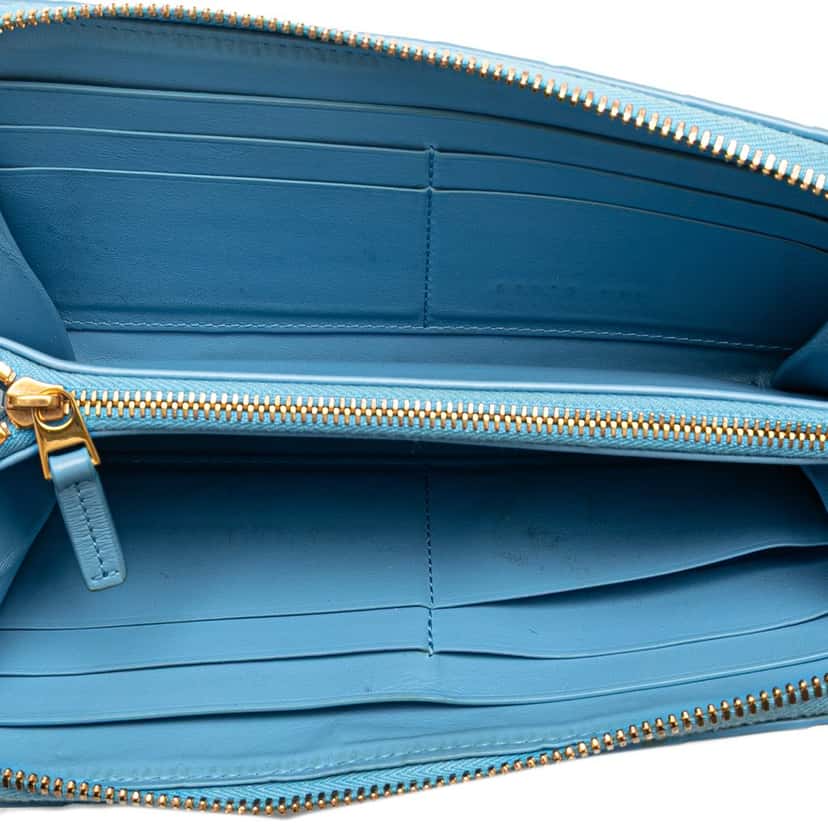 Bottega Veneta Nappa Intrecciato Zip Around Long Wallet Blue Leather Good condition - Model View