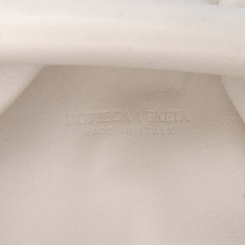 Bottega Veneta Lambskin The Mini Pouch Crossbody White Leather Good condition - Box View