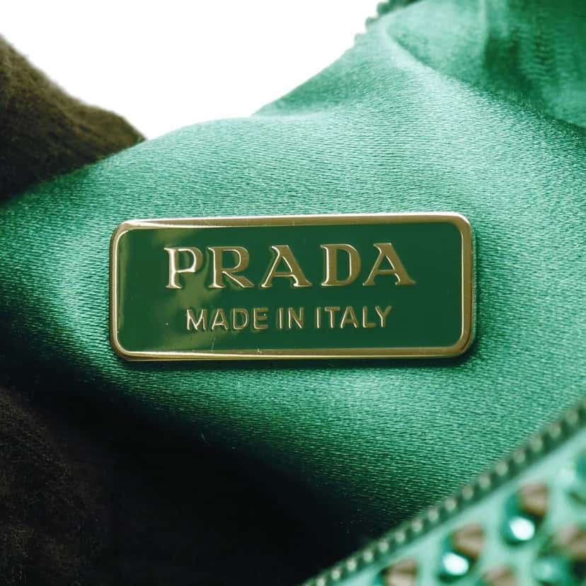 Prada Mini Satin Crystal Re Edition 2000 Shoulder Bag Green Satin Good condition - Model View