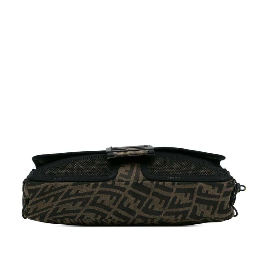 Fendi Large Zucca Vertigo Mesh Baguette Satchel Brown Canvas Good condition - Model View