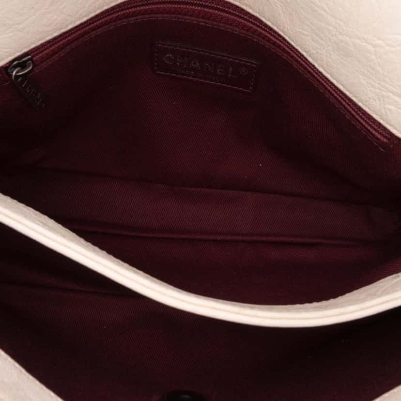 Chanel CC Quilted Aged Calfskin Flap Brown Leather Good condition - Model View