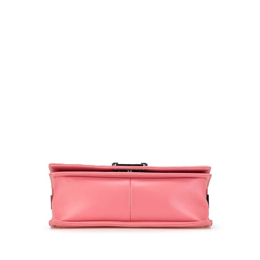Chanel Old Medium Chevron Lambskin Boy Flap Pink Leather Very good condition - Inside View