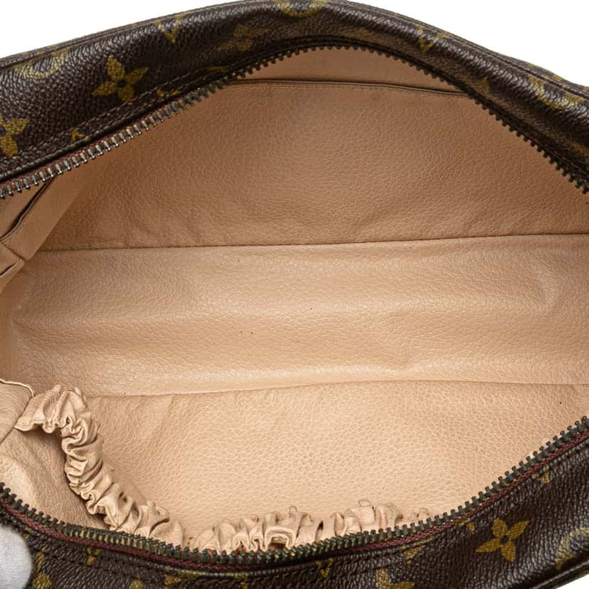 Louis Vuitton Monogram Trousse Toilette 28 Brown Canvas Good condition - Model View