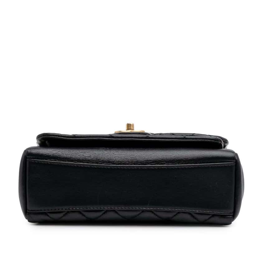 Chanel Small Quilted Lambskin Chain Link Flap Black Leather Good condition - Inside View
