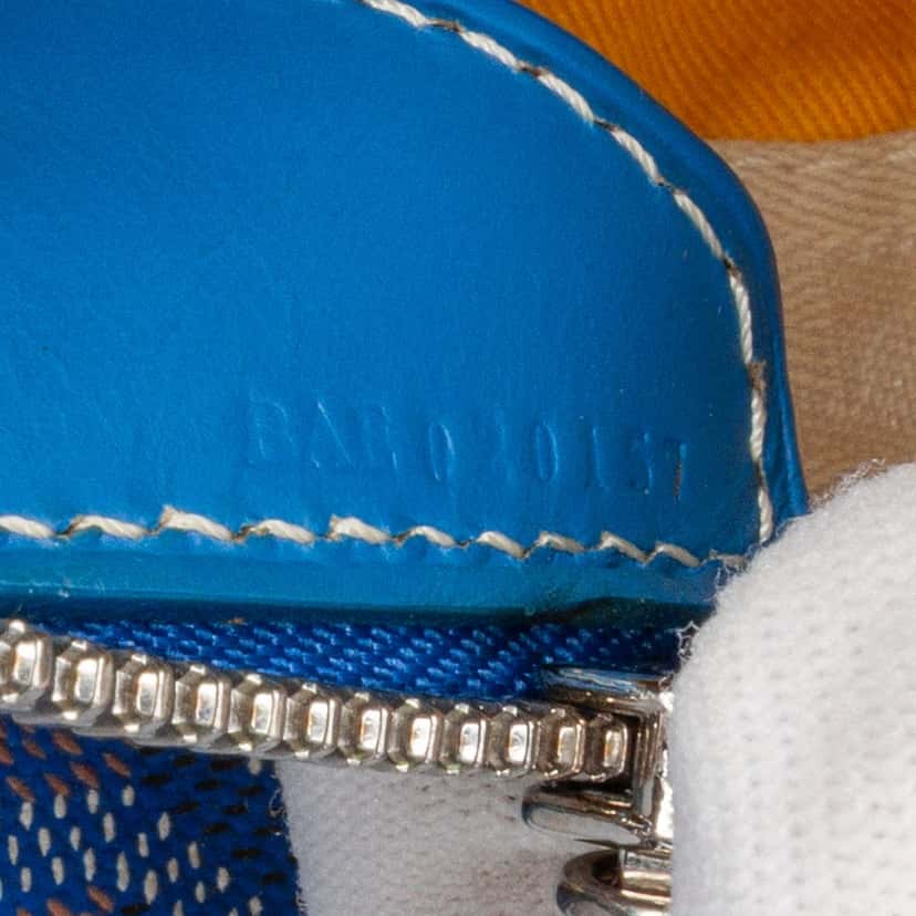 Goyard Goyardine Okinawa PM Blue Canvas Good condition - Box View