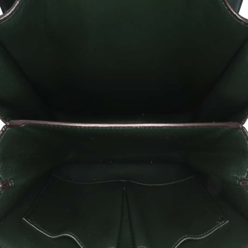 Celine Medium Calfskin Classic Box Green Leather Good condition - Model View