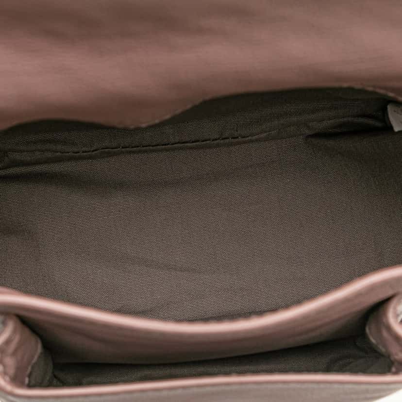 Bottega Veneta Nappa Intrecciato Flap Crossbody Pink Leather Good condition - Model View