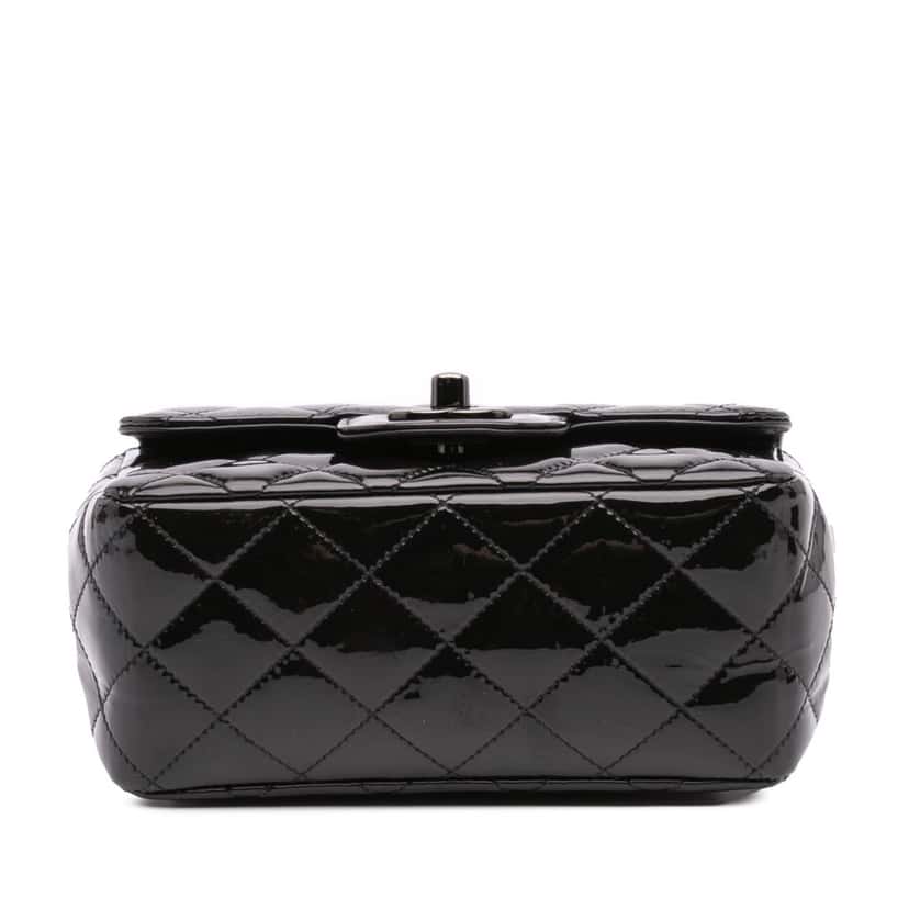 Chanel Mini Square Classic Patent So Black Single Flap Black Leather Good condition - Inside View