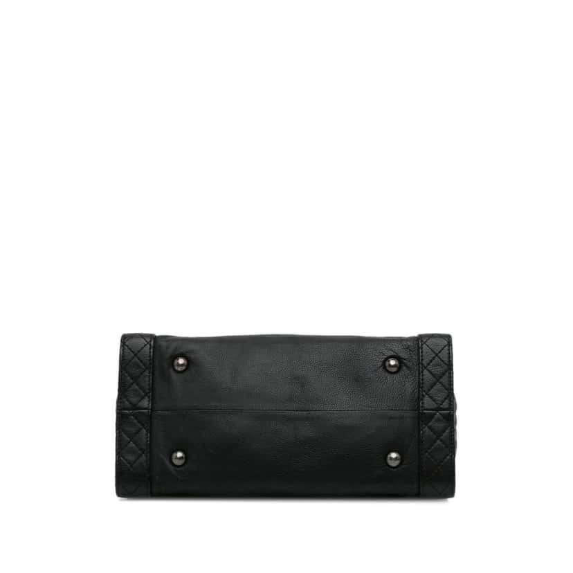 Chanel Medium Calfskin Boy Reverso Shopping Tote Black Leather Good condition - Box View