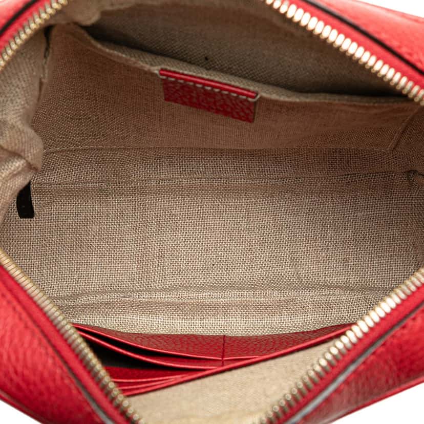 Gucci GG Canvas Bree Crossbody Brown Canvas Good condition - Model View