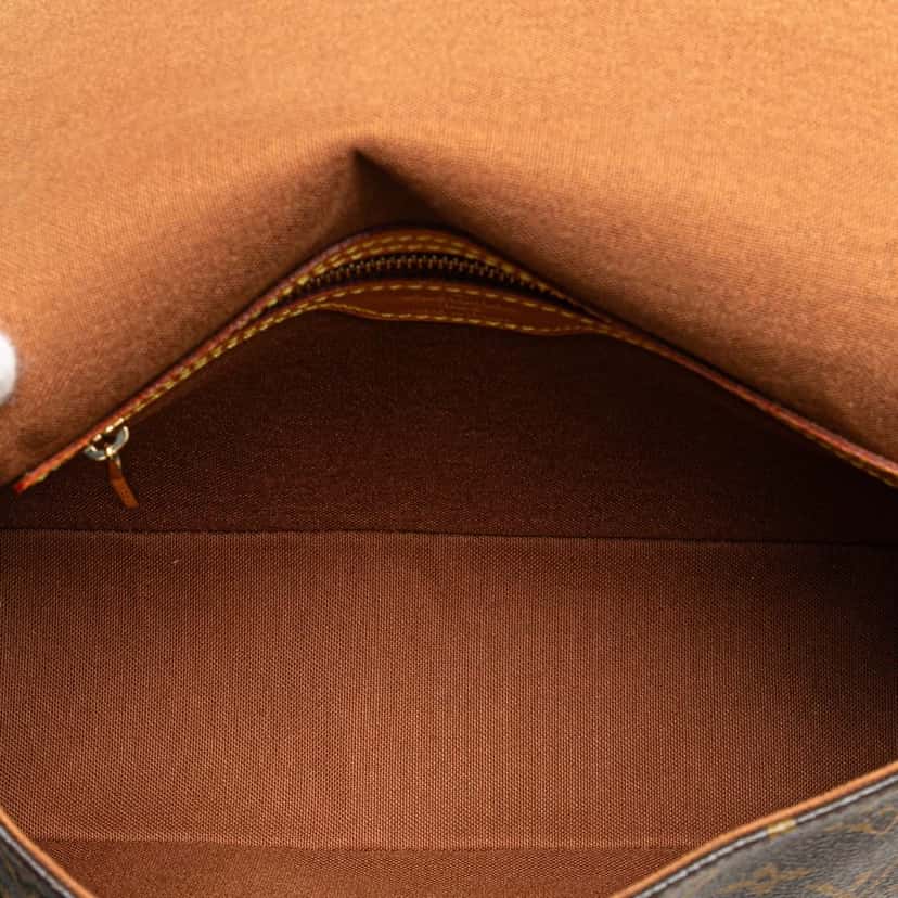 Louis Vuitton Monogram Mini Looping Brown Canvas Good condition - Model View