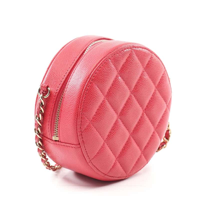 Chanel Quilted Caviar Round Clutch With Chain Red Leather Good condition - Back View