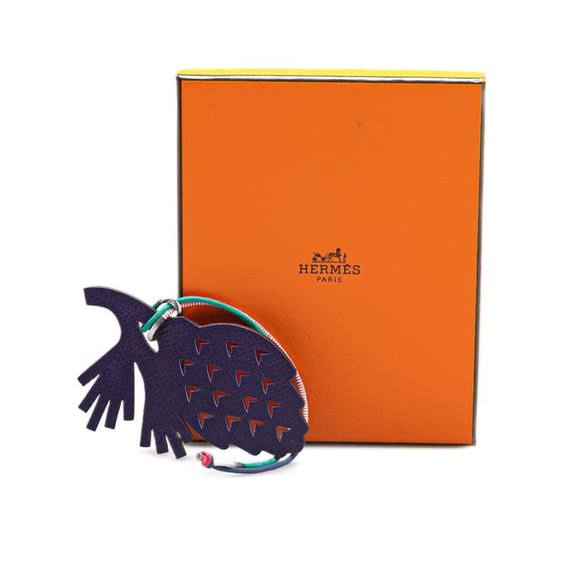 Hermès Petit H Pine Cone Bag Charm Purple Leather Good condition - Box View
