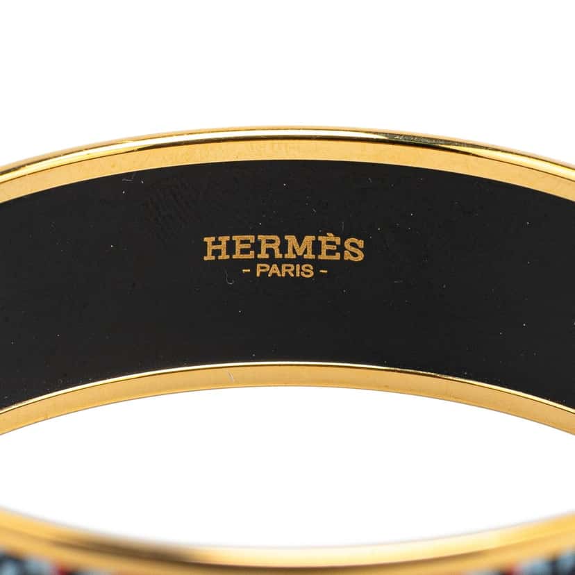Hermès Wide Brides de Gala Shadow Enamel Bangle 65 Red Good condition - Model View