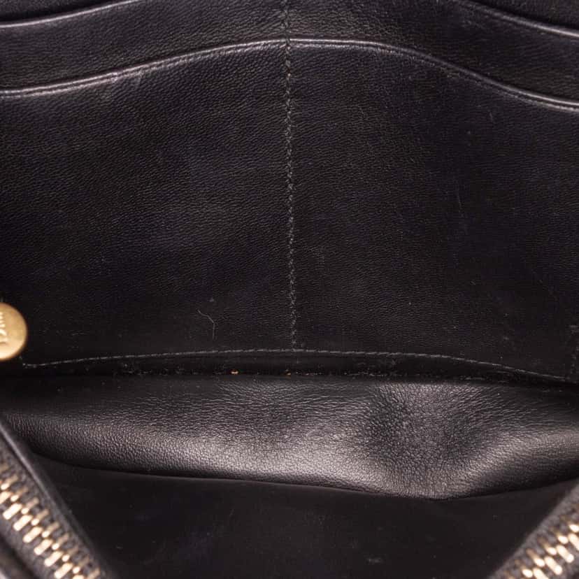 Dior Calfskin Studded Diorama Wallet on Chain Black Leather Good condition - Model View
