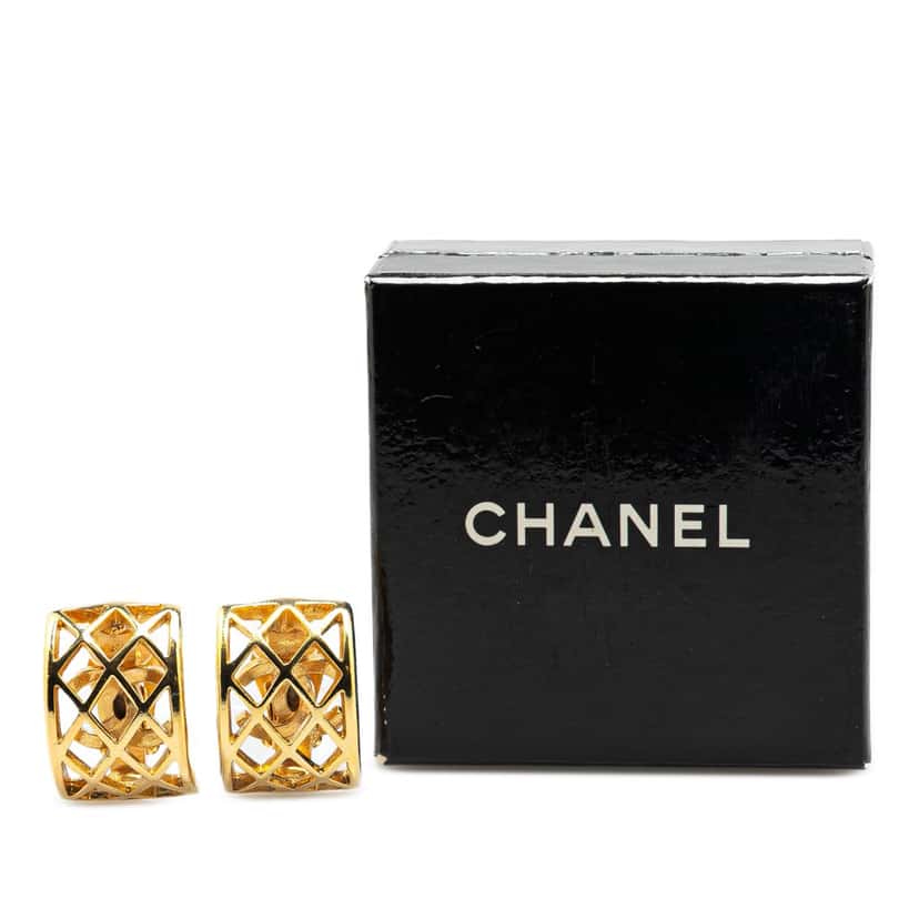 Chanel Gold Plated Caged CC Clip on Earrings Gold Metal Good condition - Model View