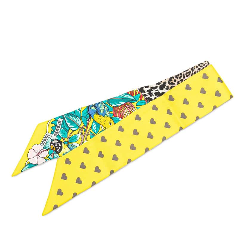Hermès Jungle Love Silk Twilly Scarf Yellow Silk Good condition - Front View
