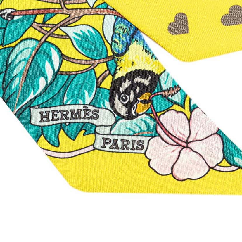 Hermès Jungle Love Silk Twilly Scarf Yellow Silk Good condition - Box View