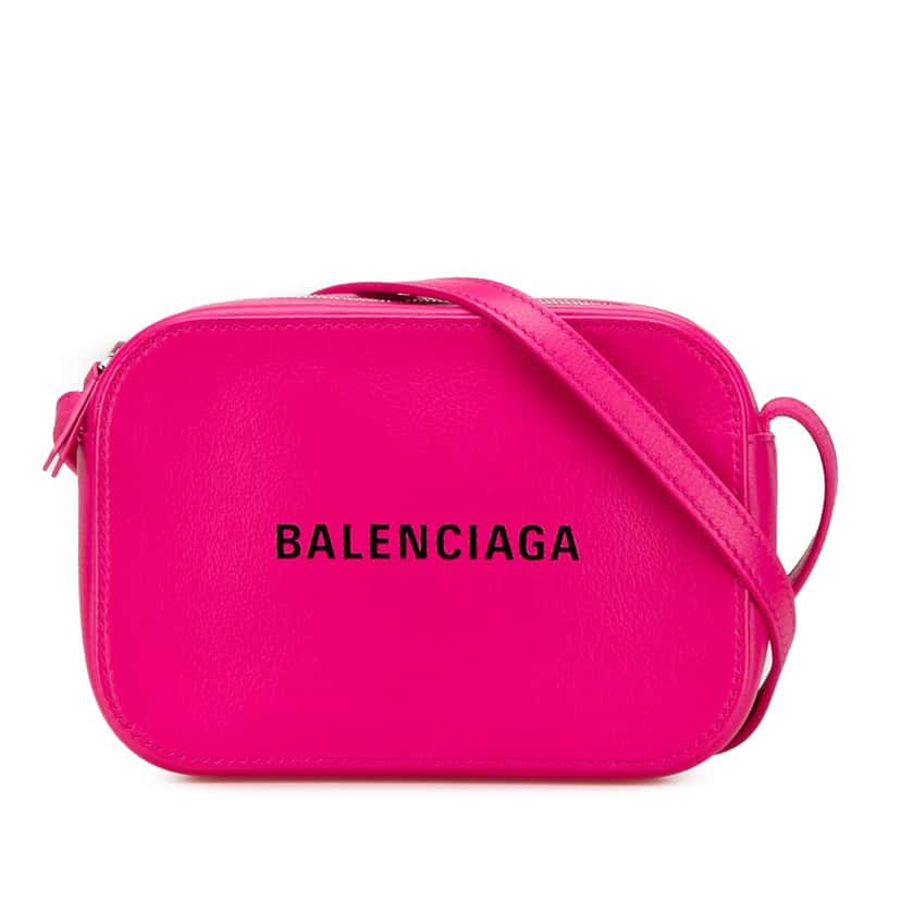 Balenciaga XS Leather Everyday Camera Bag Pink Leather Good condition - Front View