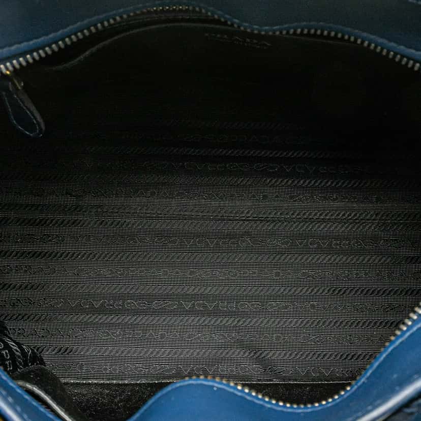 Prada Saffiano and City Calf Esplanade Satchel Blue Leather Good condition - Model View