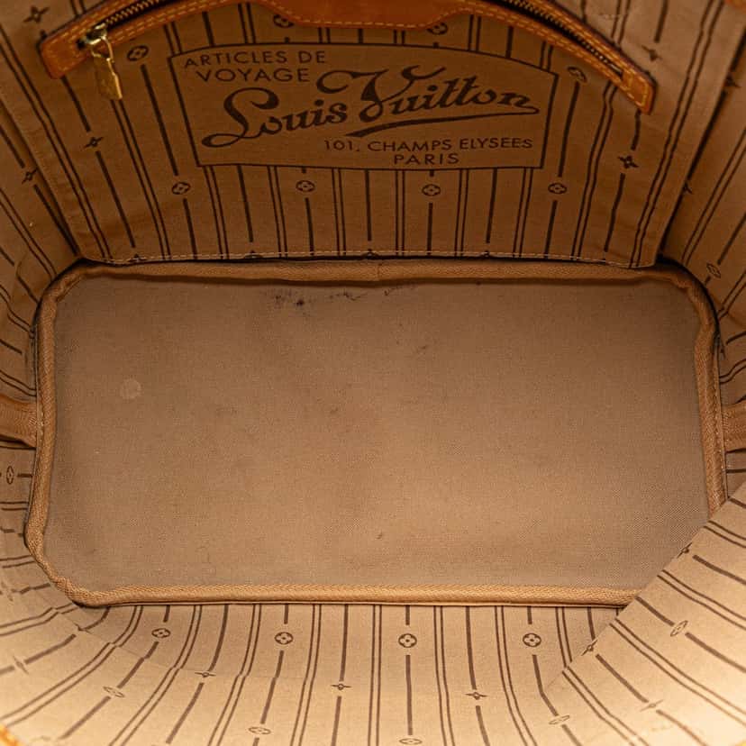 Louis Vuitton Monogram Neverfull MM Brown Canvas Good condition - Model View