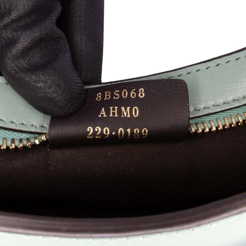 Fendi Leather O'lock Swing Satchel Green Leather Good condition - Box View
