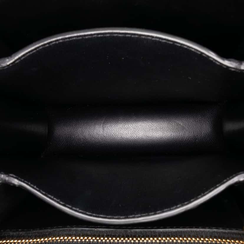 Celine Small Calfskin Classic Box Black Leather Good condition - Model View