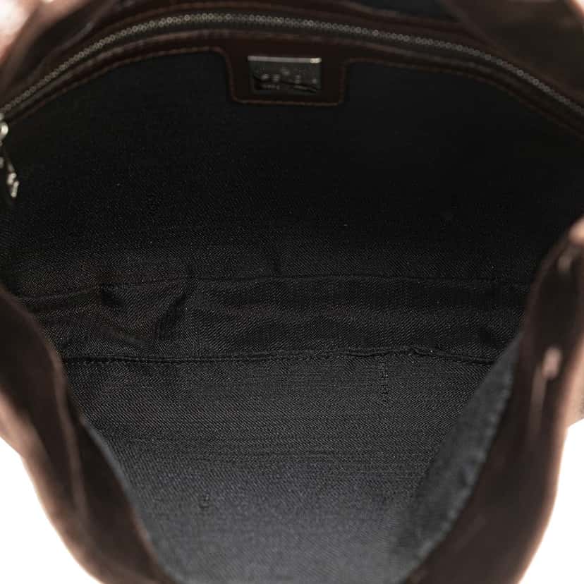 Fendi Velvet Shoulder Bag Brown Velvet Good condition - Model View