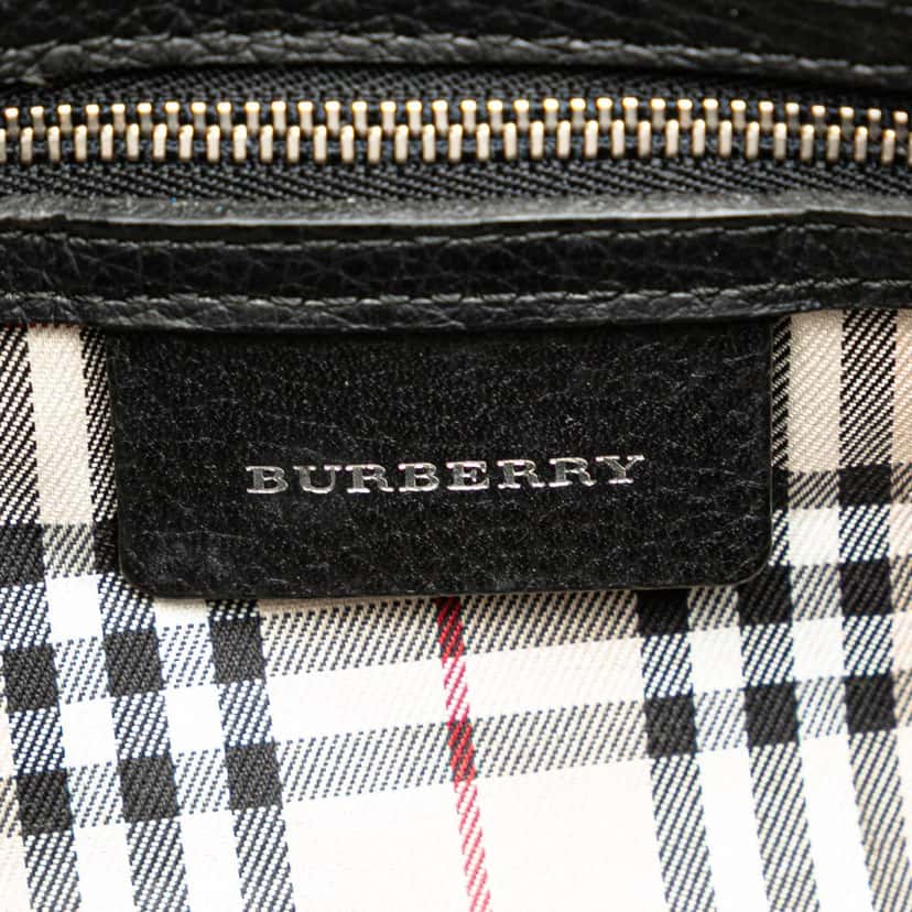 Burberry Leather Shoulder Bag Black Leather Good condition - Box View