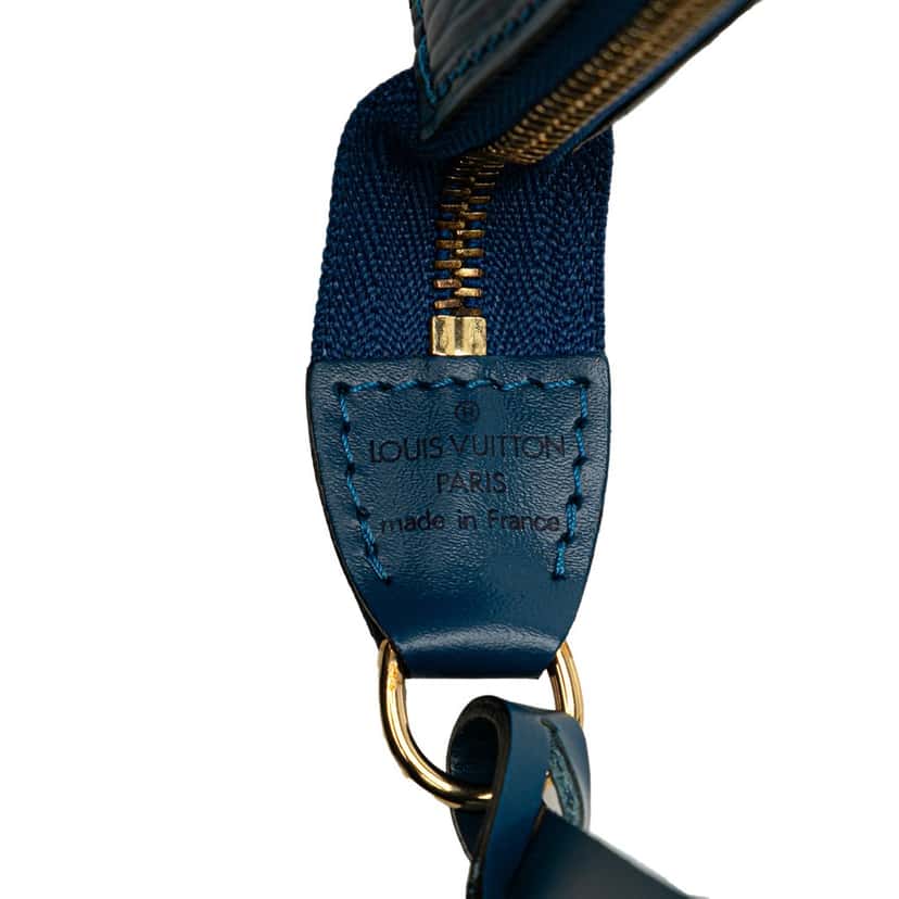 Louis Vuitton Epi Pochette Accessoires Blue Leather Good condition - Box View