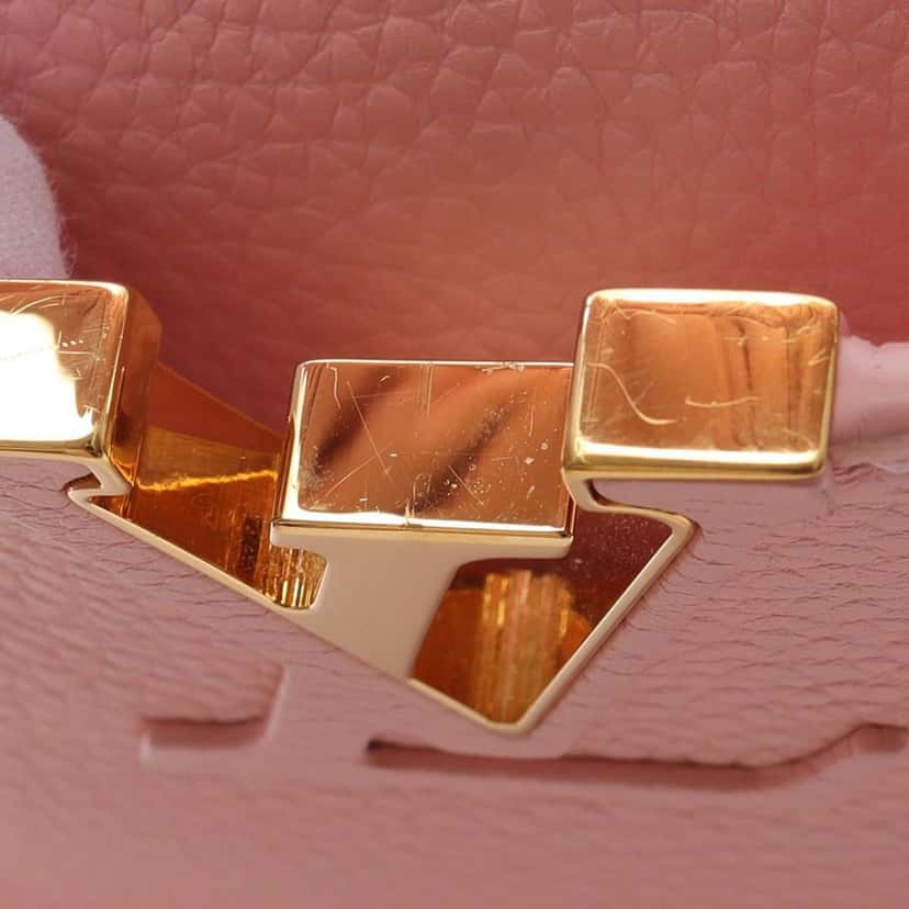 Louis Vuitton Taurillon Scrunchie Capucines BB Pink Leather Good condition - Box View