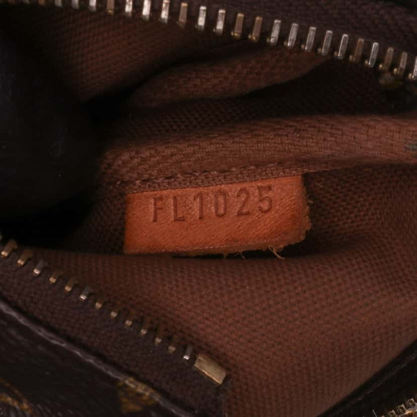 Louis Vuitton Monogram Mini Pochette Accessoires Brown Canvas Good condition - Box View