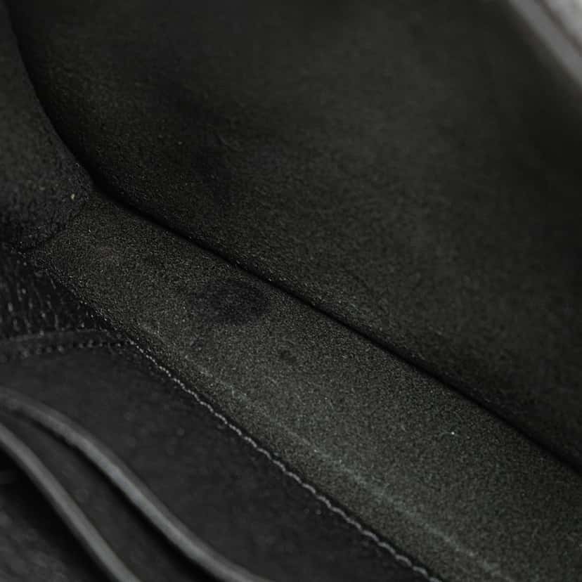 Valentino Pebbled Calfskin Rockstud Chain Wallet Black Leather Good condition - Box View