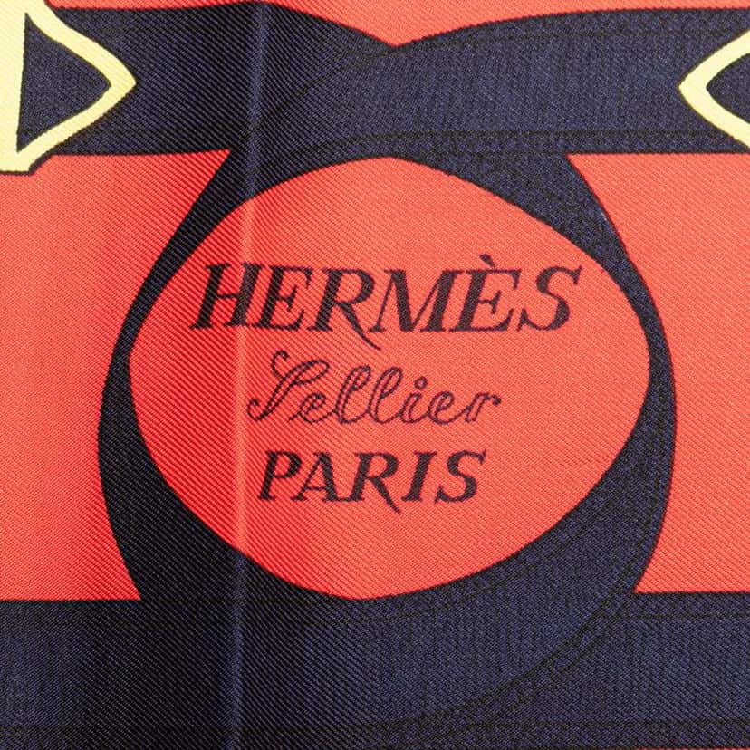 Hermès Eperon d'Or Silk Scarf Red Silk Very good condition - Inside View