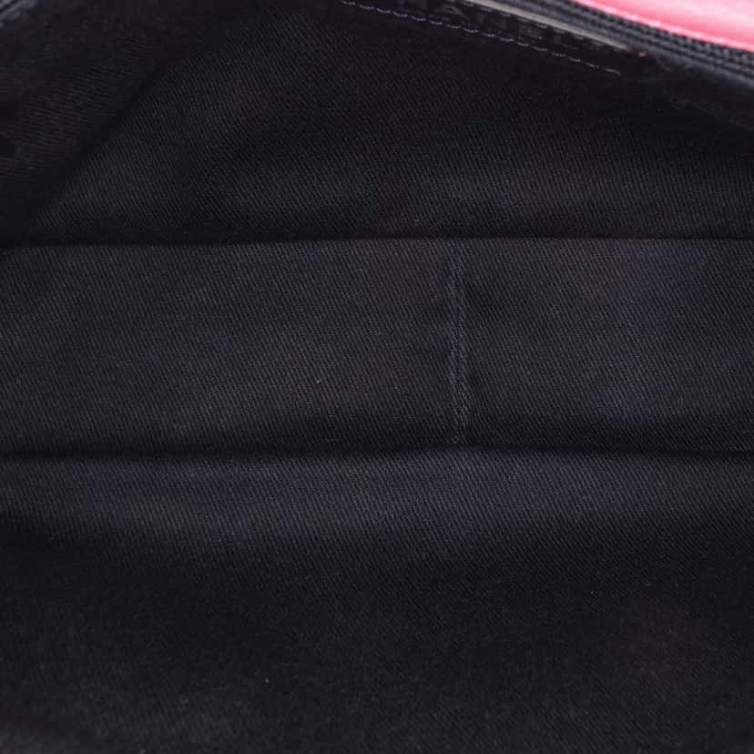 Chanel Small Quilted Goatskin Double Carry Waist Chain Flap Pink Leather Very good condition - Model View