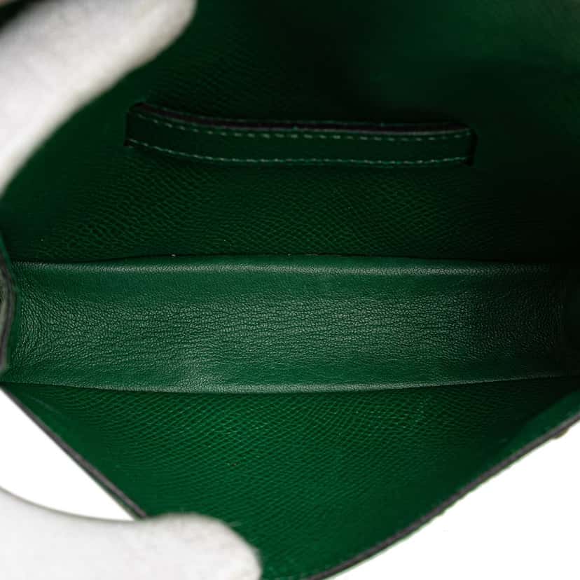 Hermès Courchevel Pochette Belt Bag Green Leather Good condition - Model View