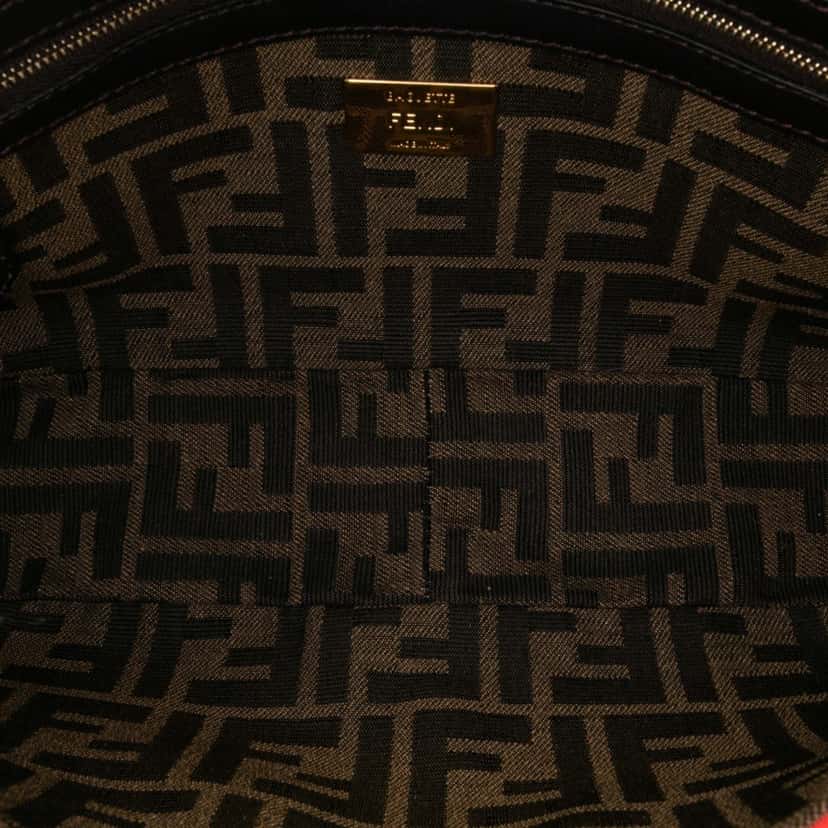 Fendi Medium Zucca Canvas Fluo Trim Baguette Satchel Brown Canvas Good condition - Model View