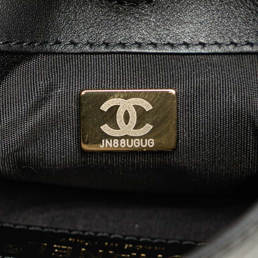 Chanel Quilted Calfskin Chain Flat Shoulder Bag Black Leather Good condition - Box View