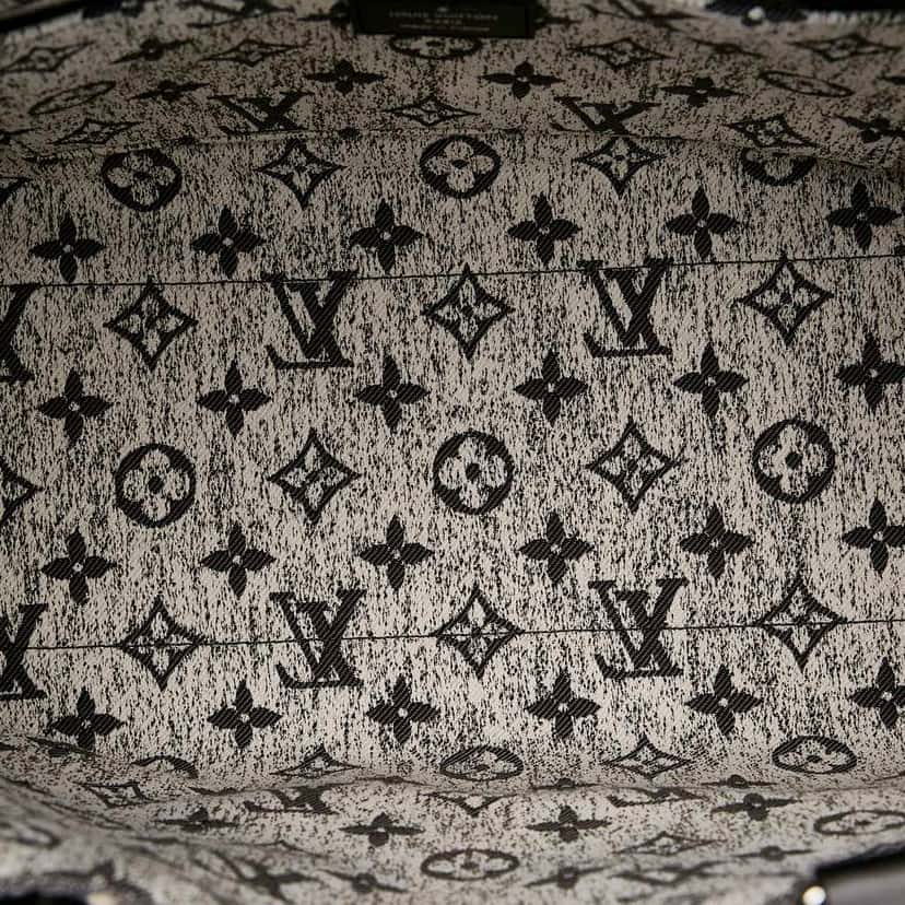 Louis Vuitton Monogram Denim Onthego MM Grey Denim Good condition - Box View