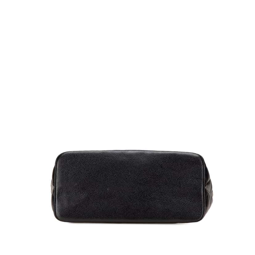 Chanel Caviar Medallion Tote Black Leather Good condition - Inside View