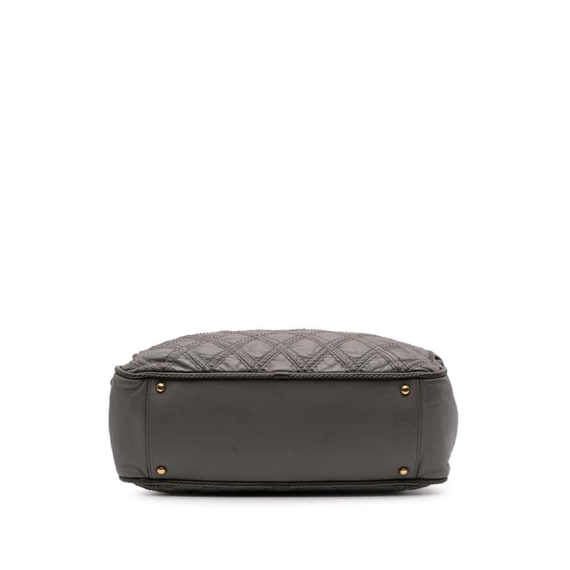 Chanel CC Quilted Calfskin Triptych Tote Grey Leather Good condition - Inside View